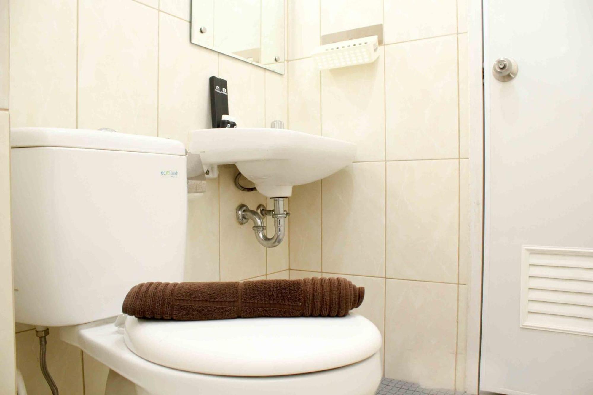Spacious And 2br At Springlake Summarecon By Travelio Apartemen Bekasi
